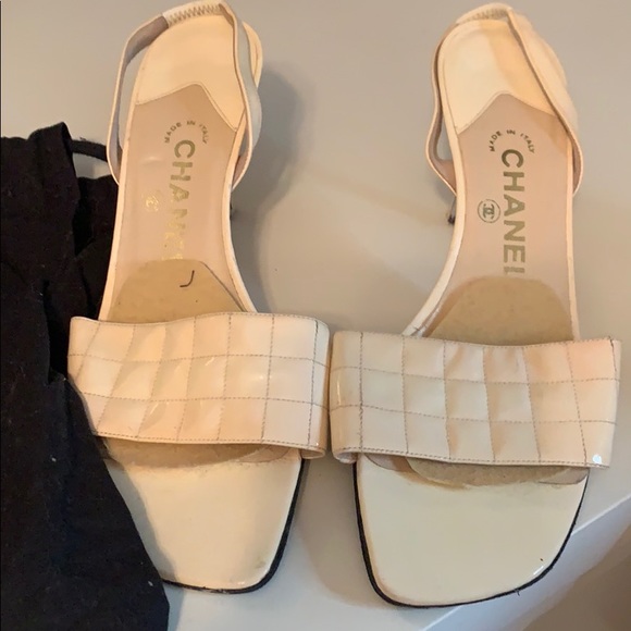 CHANEL Shoes - Chanel slingback vintage heels